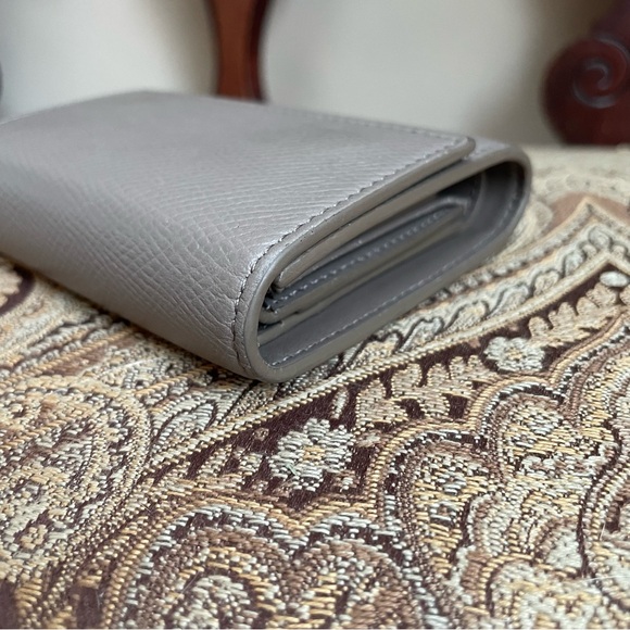 Celine Paris Light Gray Pebbled Leather Trifold Wallet Authentic Made in Italy - Picture 6 of 16